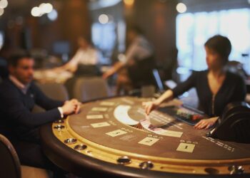 Playtech V Evolution live dealer blackjack tables