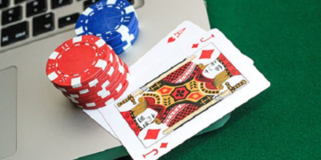 Is it safe to play gambling online?